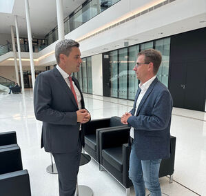 Frank Hencken im Gespräch mit dem Landtagsabgeordneten Rene Kopka