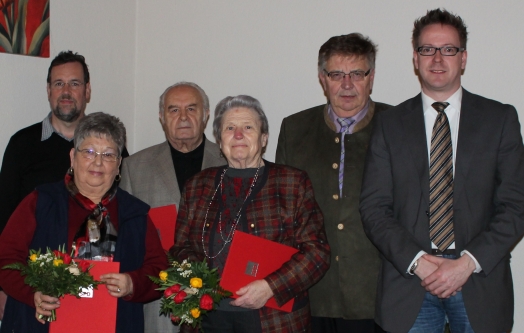 Bild: Jubilareehrung mit (v. l.) Karl-Heinz Bock, Timmchen Geudert, Gerhard und Marga Niemieczek, Joachim Pedroß und Michael Conzen